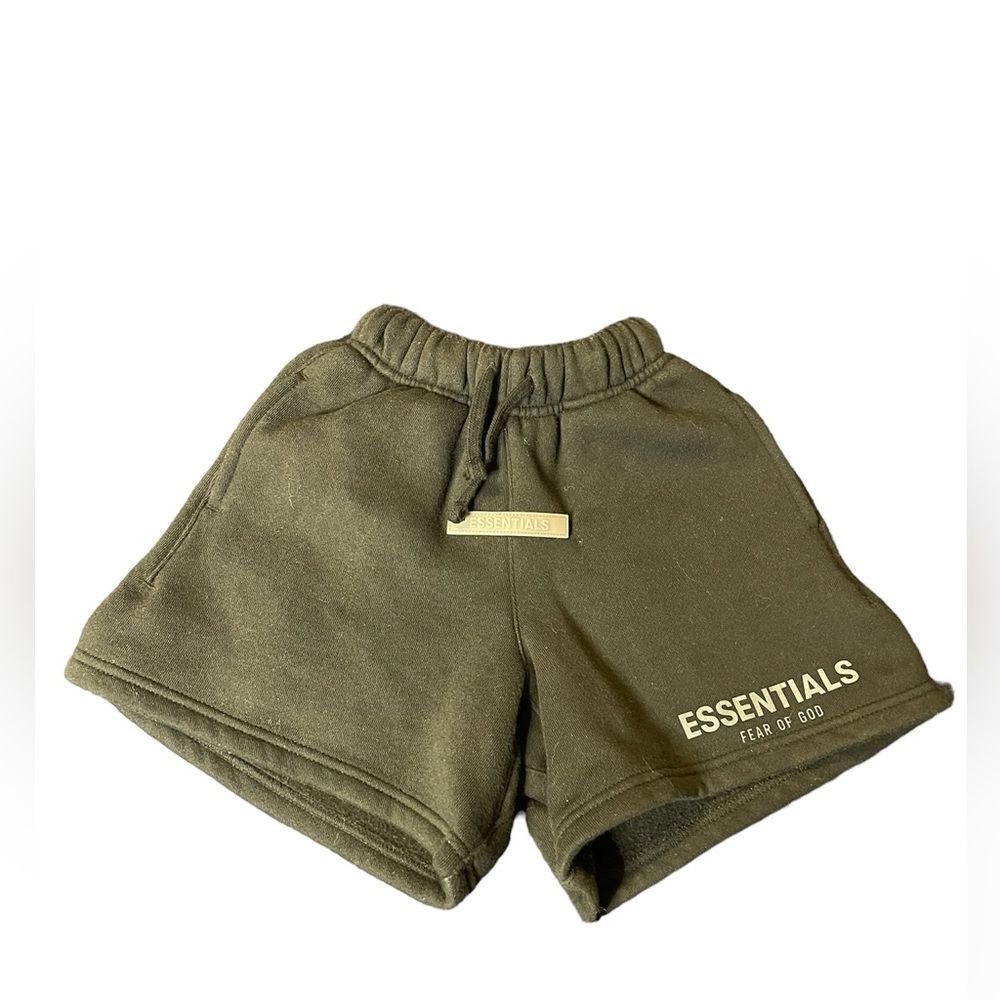 Essentials Fear of God Boys Shorts size 2/3